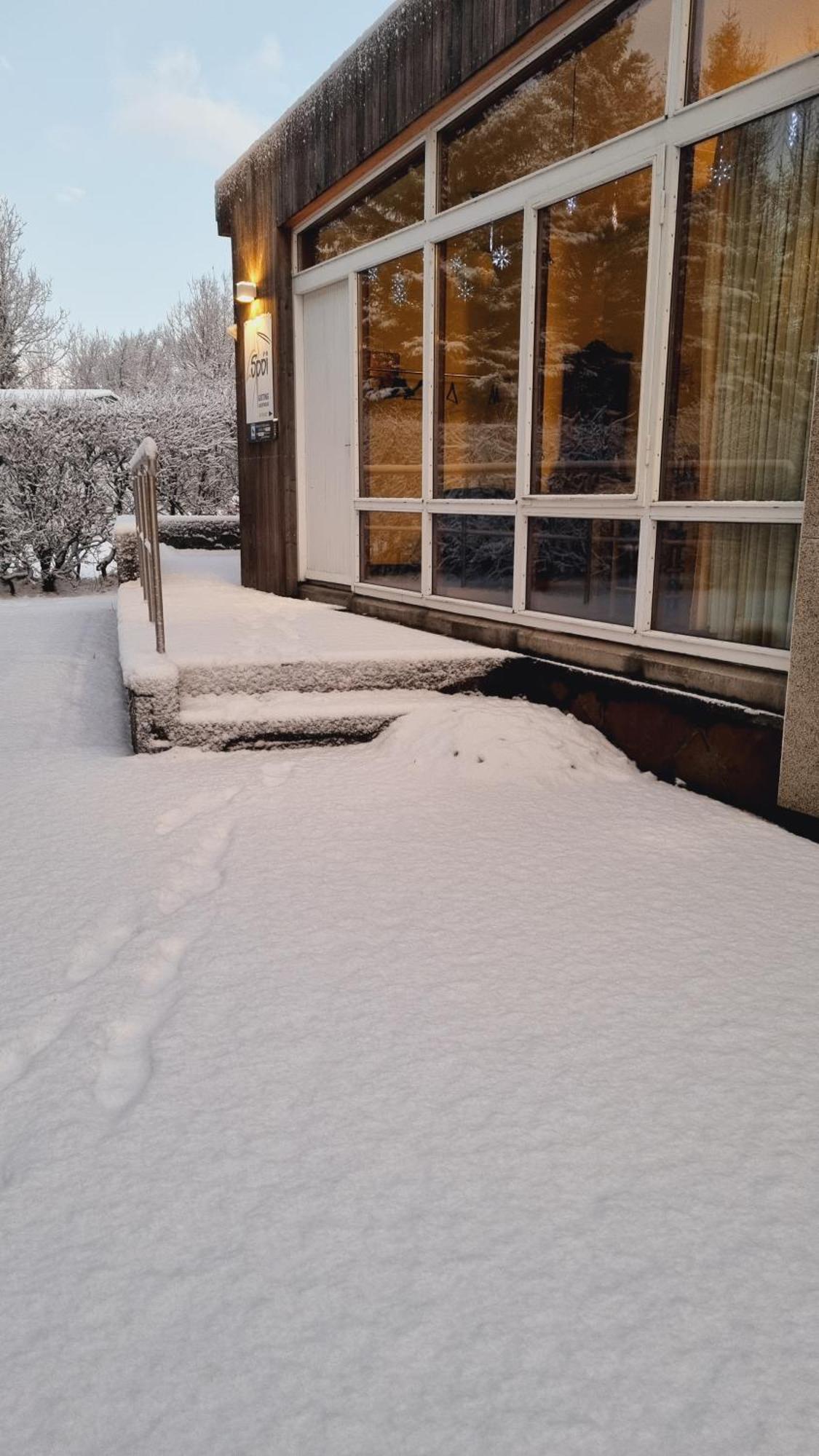 Spoi Guesthouse Hvolsvöllur Esterno foto
